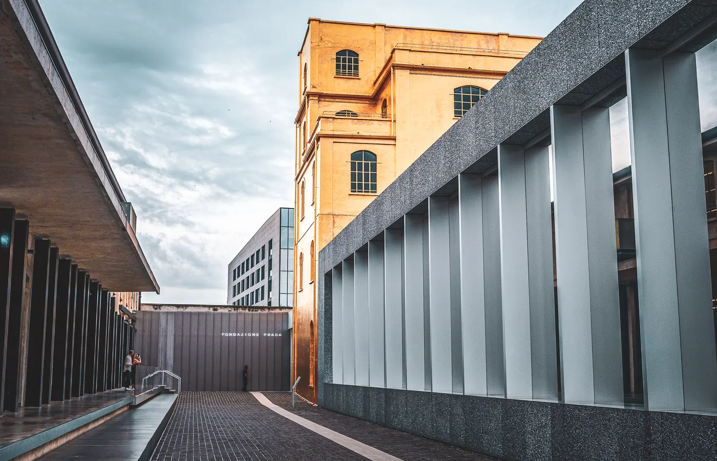 Fondazione Prada Milano vicino all'appartamento Ripa 150